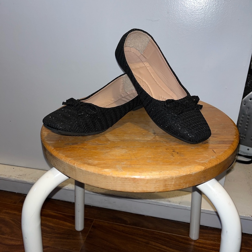 Black Glitter Textured Flats • Size: 38 / US 7, 7.5